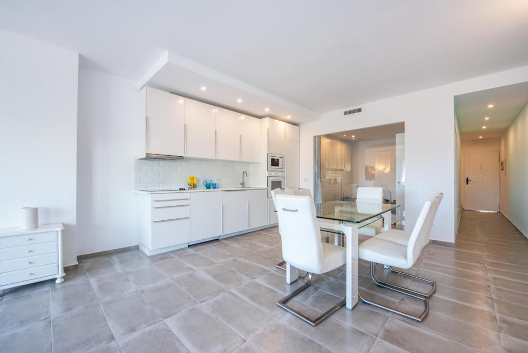 Leilighet Puerto Banus Frontline With Amazing Sea Views *
